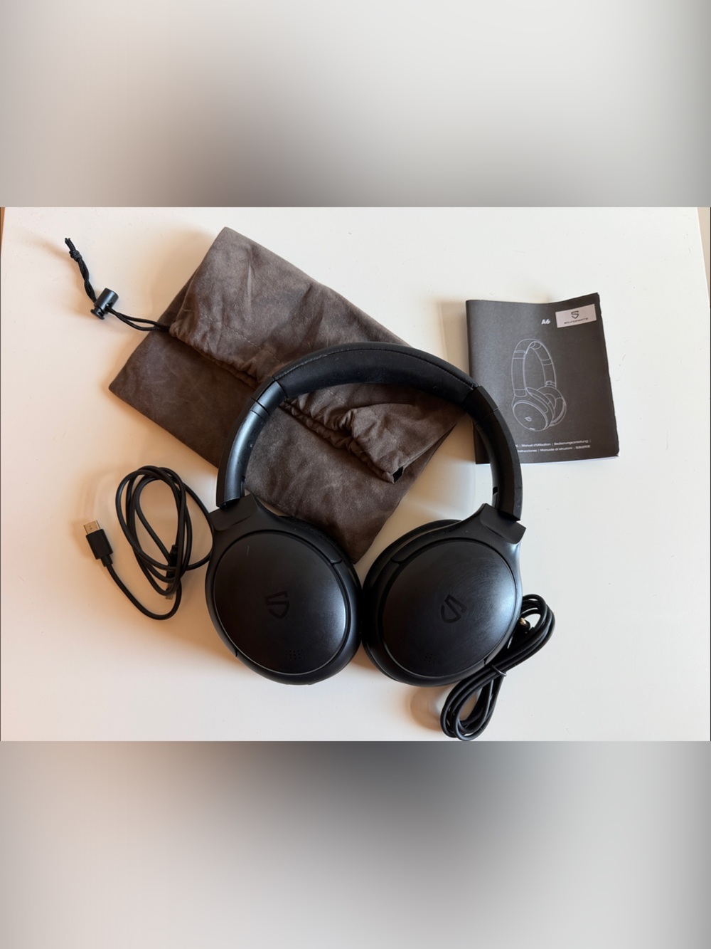 Bluetooth Headphones / Noise Cancelling Headphones
